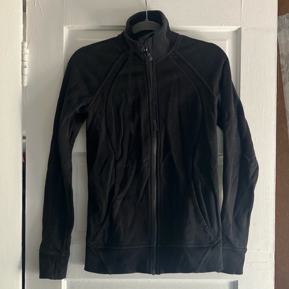 Lululemon black zip up - size 6